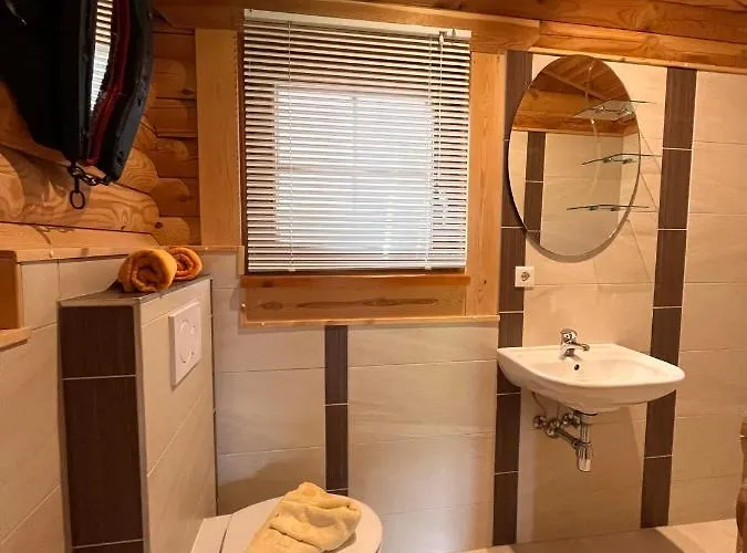 Harrys Blockhütte Karres